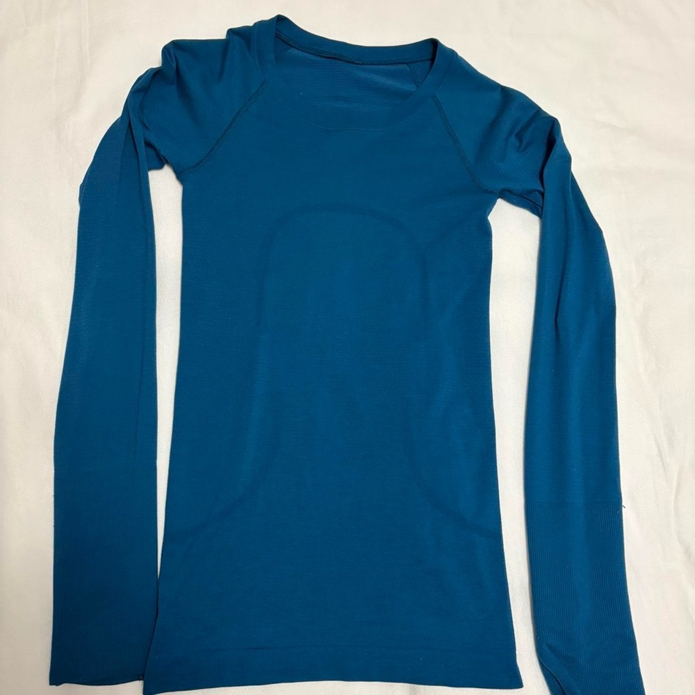 lululemon top